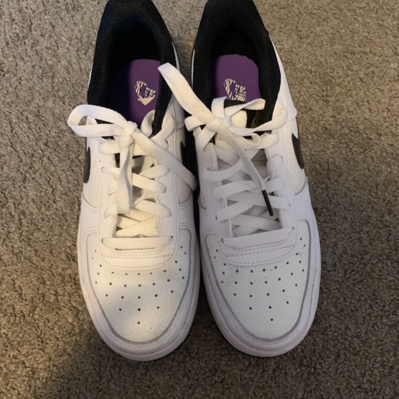 EUC Nike Air Force 1s - Picture 4 of 4